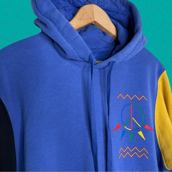 Nike Other - Nike Urban Jungle Hoodie Sweatshirt